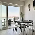 Aquavista - Lakeview With Pool Apartmán *