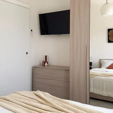 Apartman Aquavista - Lakeview With Pool Dormelletto