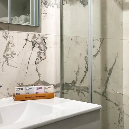 Aquavista - Lakeview With Pool *