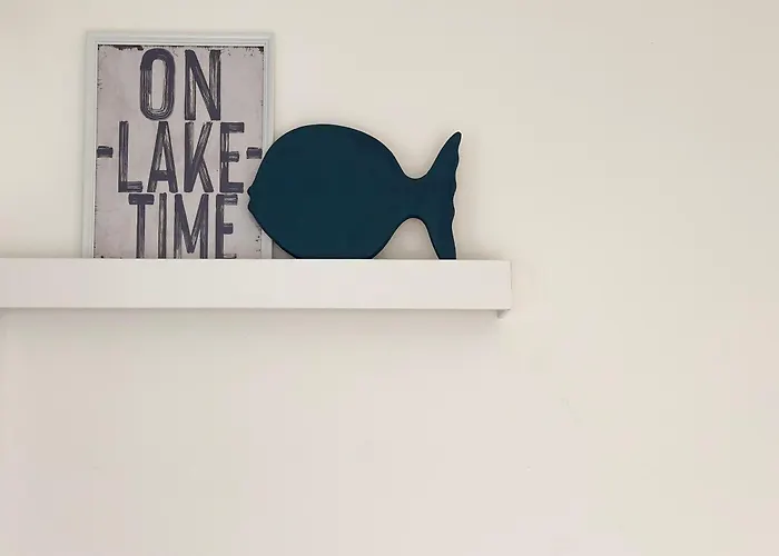 Aquavista - Lakeview With Pool Appartement